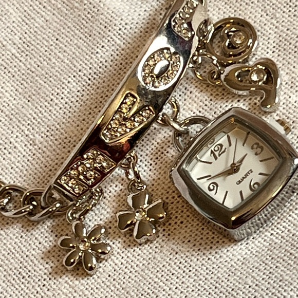 Elegant Silver Toned Love Charm Bracelet Watch main image 2